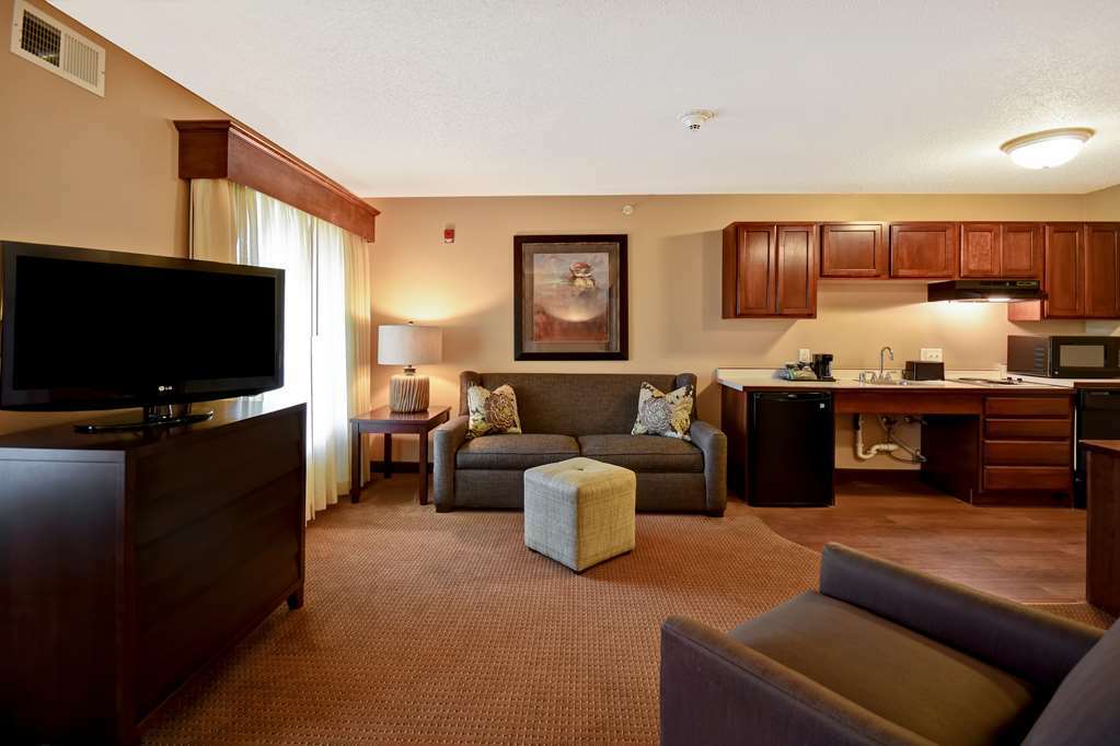 Grandstay Hotel & Suites La Crosse Room photo